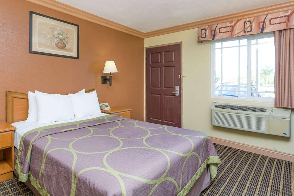 Super 8 By Wyndham Azusa Chambre photo